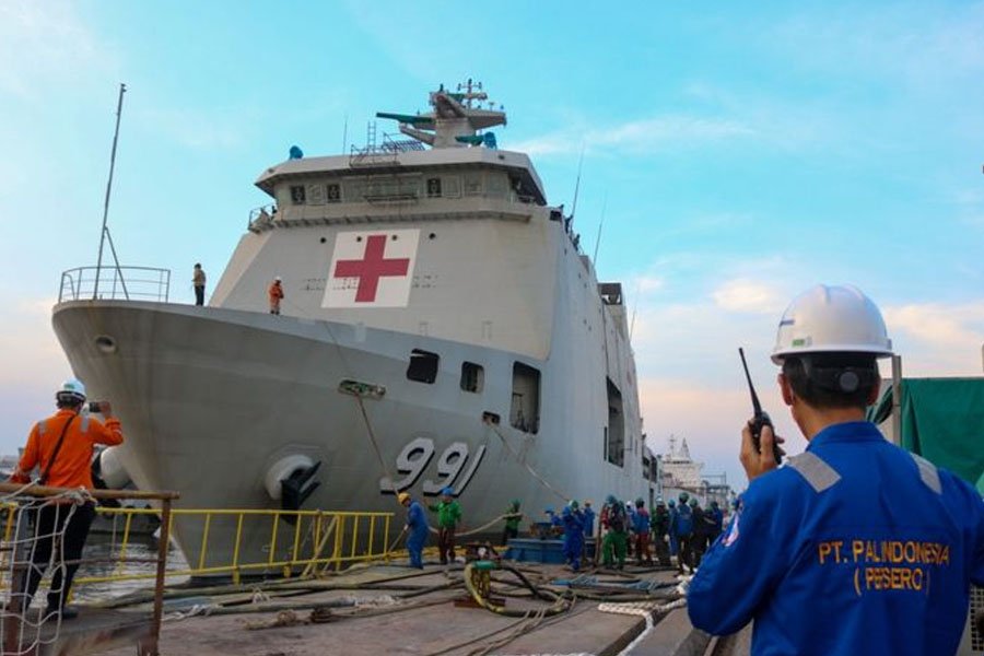 img 25a017 - safina trenggana indonesia - post 02 Spesifikasi KRI dr Wahidin Sudirohusodo-991, Kapal Perang Setara Rumah Sakit Tipe C Milik TNI AL